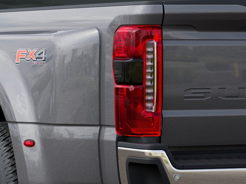 2027 Ford Super Duty F-350 Lariat