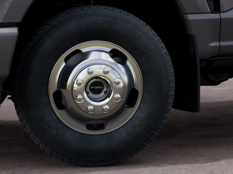 2027 Ford Super Duty F-350 DRW Platinum