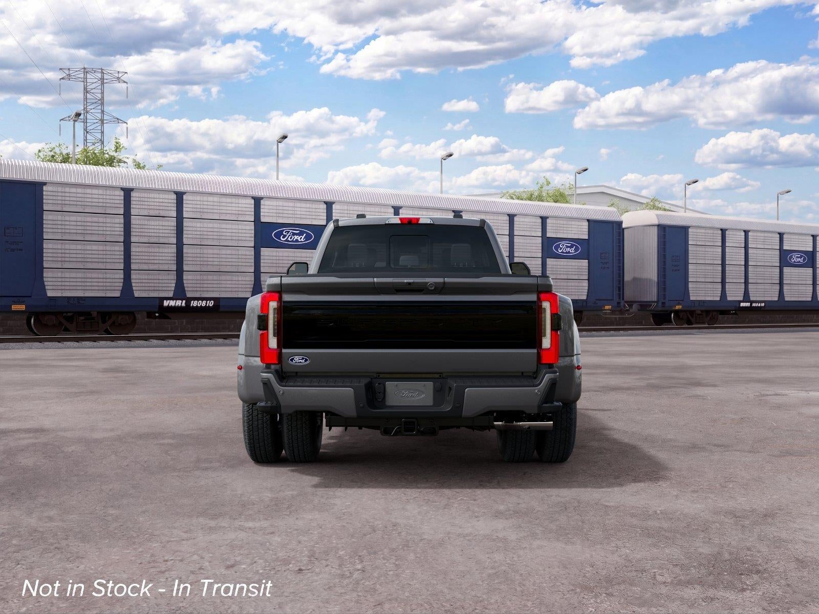 2027 Ford Super Duty F-350 DRW Platinum