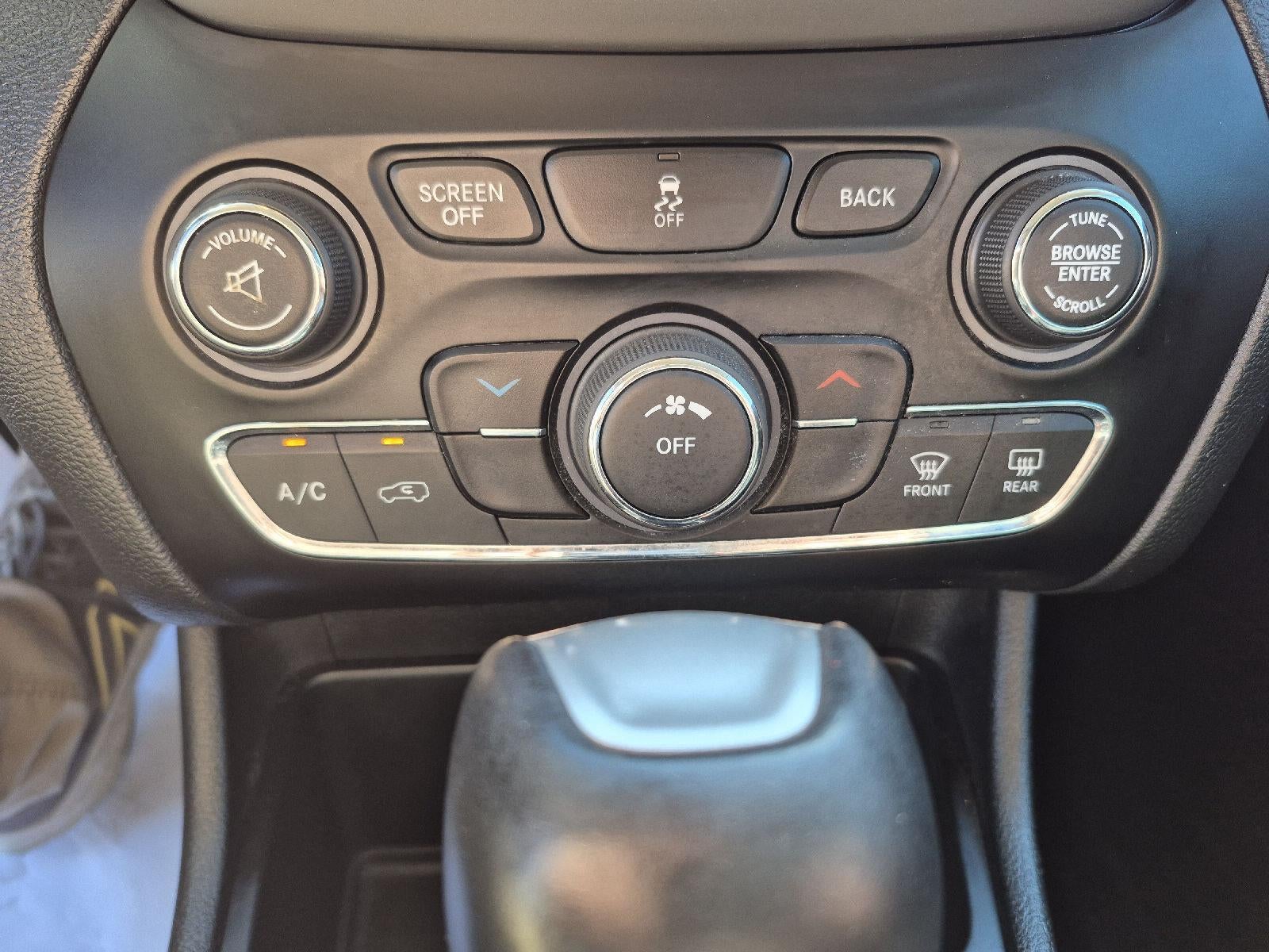 2018 Jeep Cherokee Latitude Plus