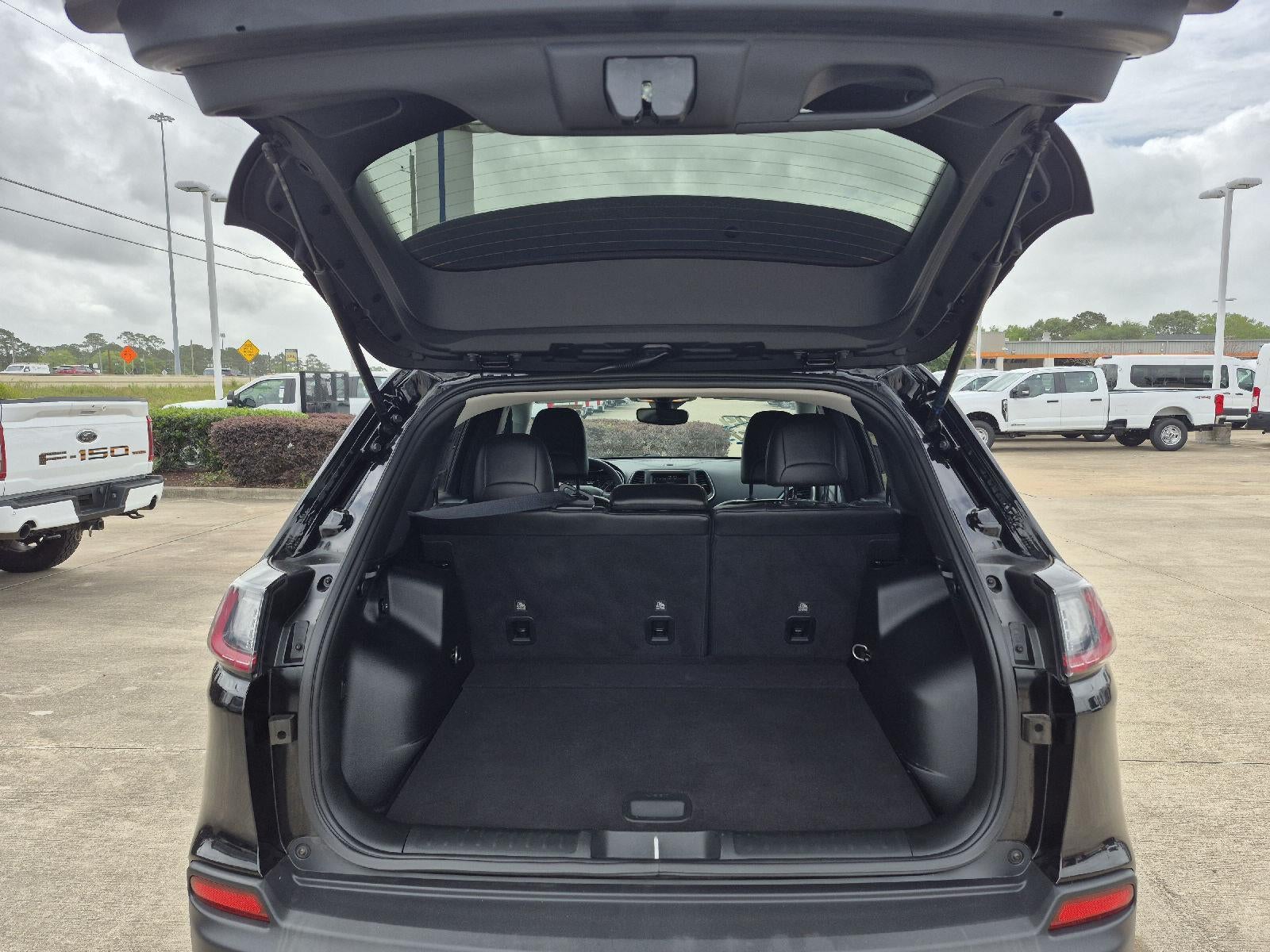 2022 Jeep Cherokee X