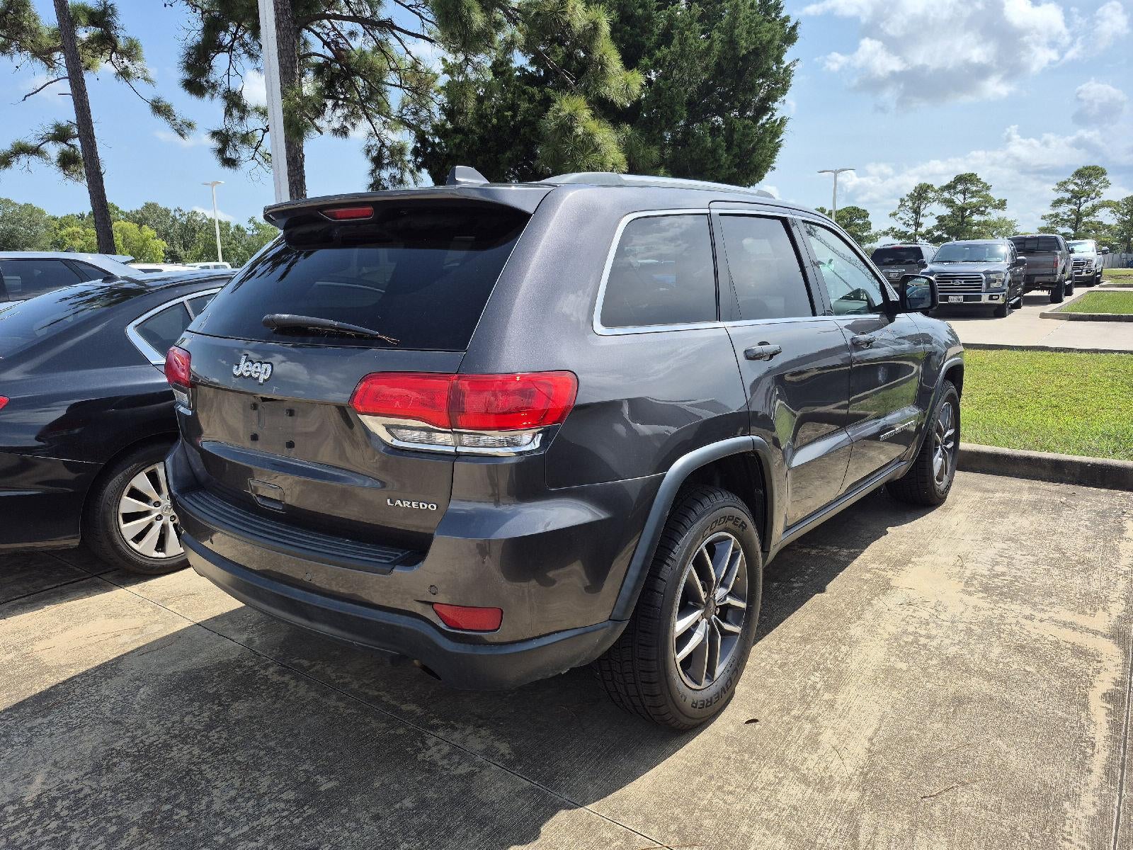 2019 Jeep GRAND CHEROKEE LARE