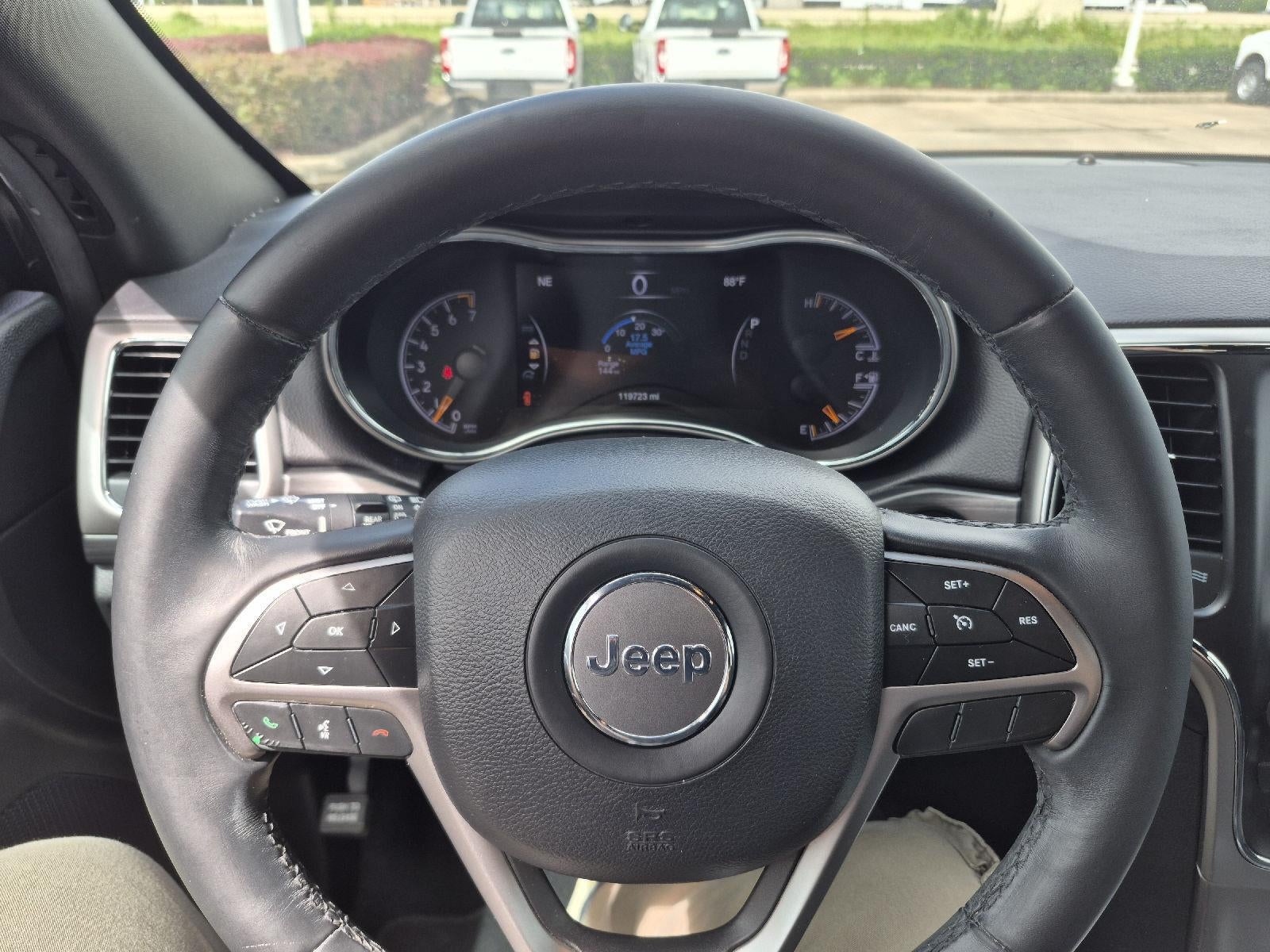 2019 Jeep Grand Cherokee Laredo
