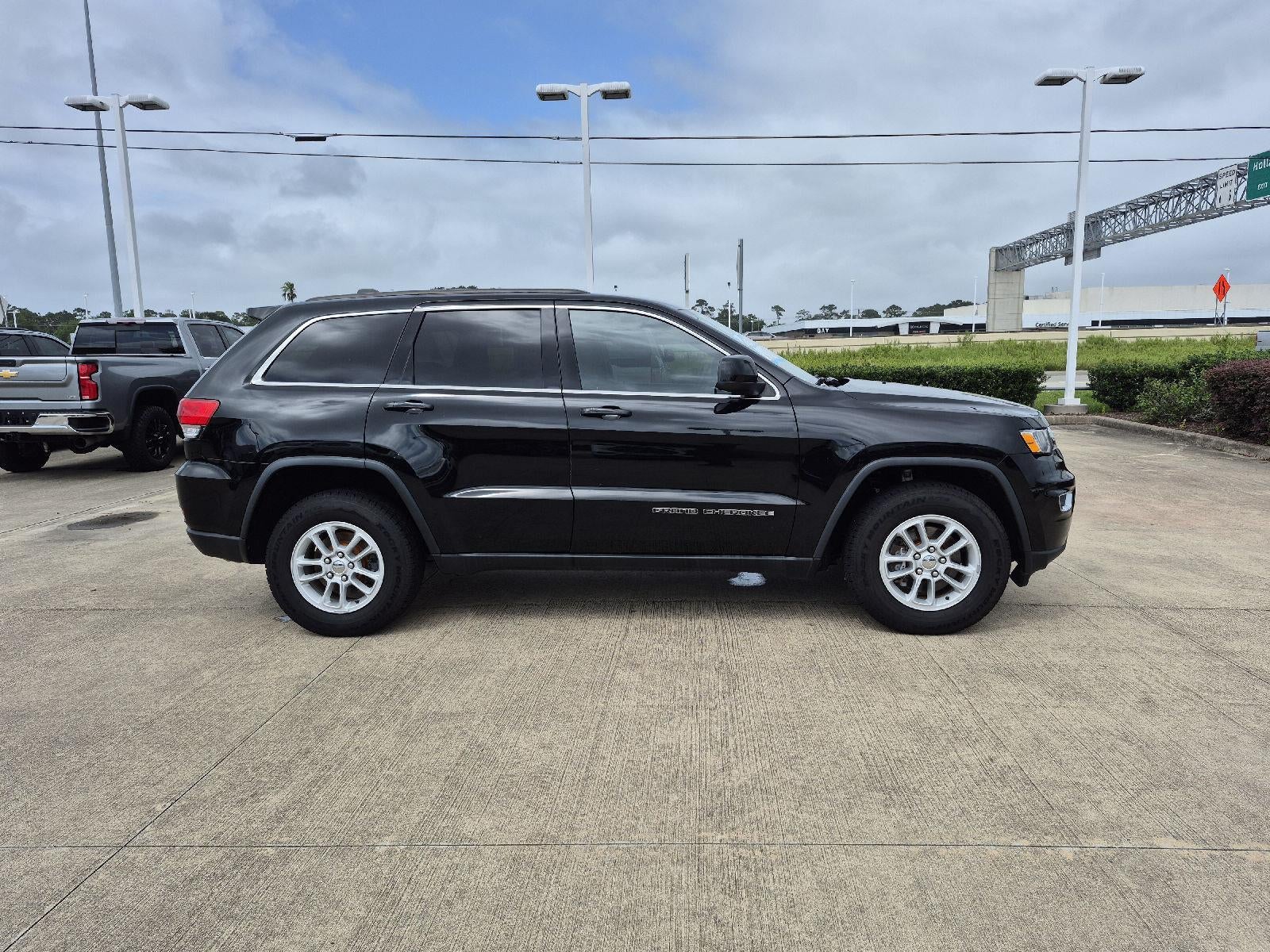 2019 Jeep Grand Cherokee Laredo