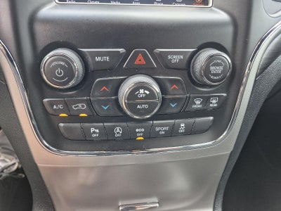 2019 Jeep Grand Cherokee Laredo