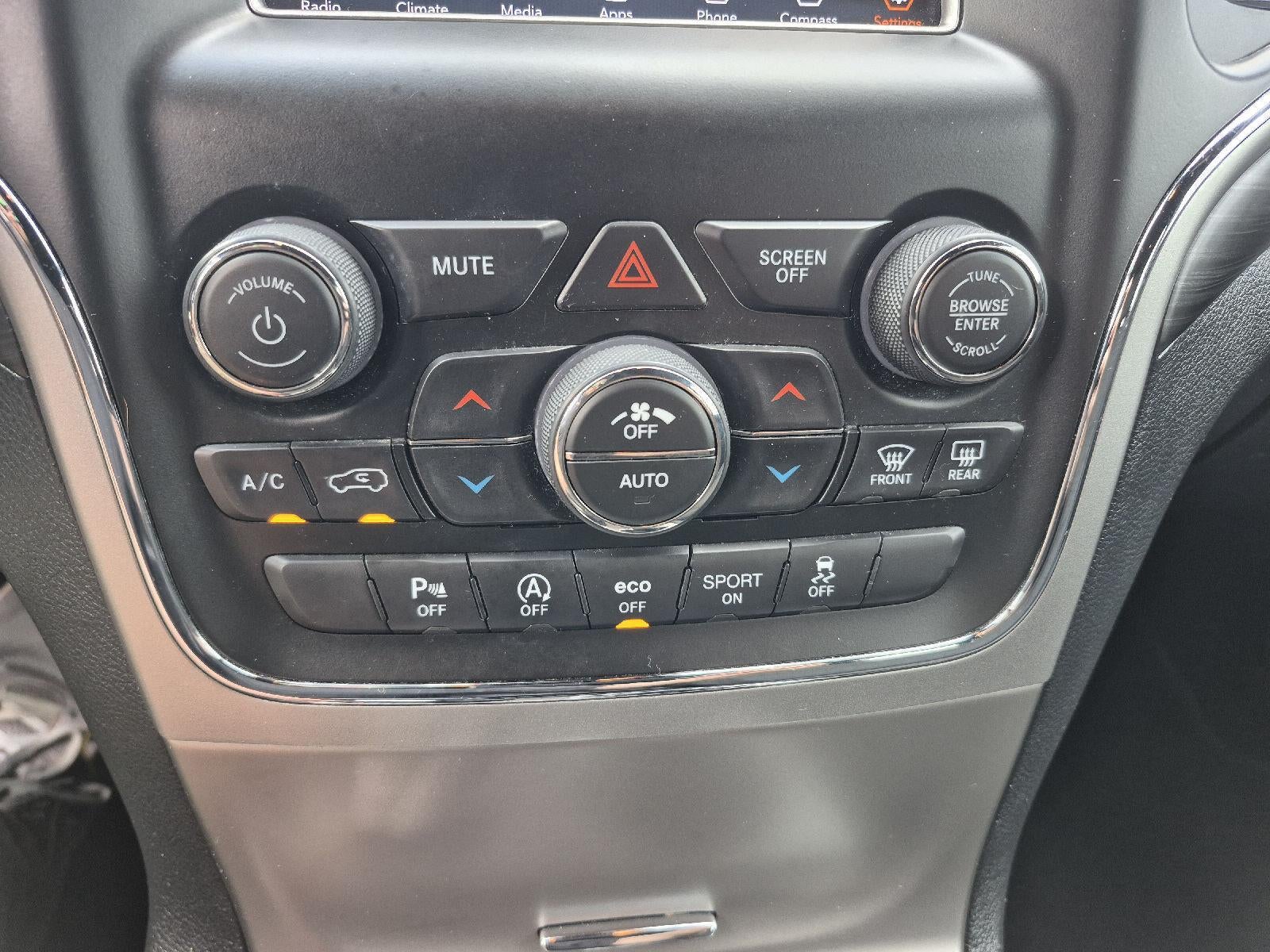 2019 Jeep Grand Cherokee Laredo