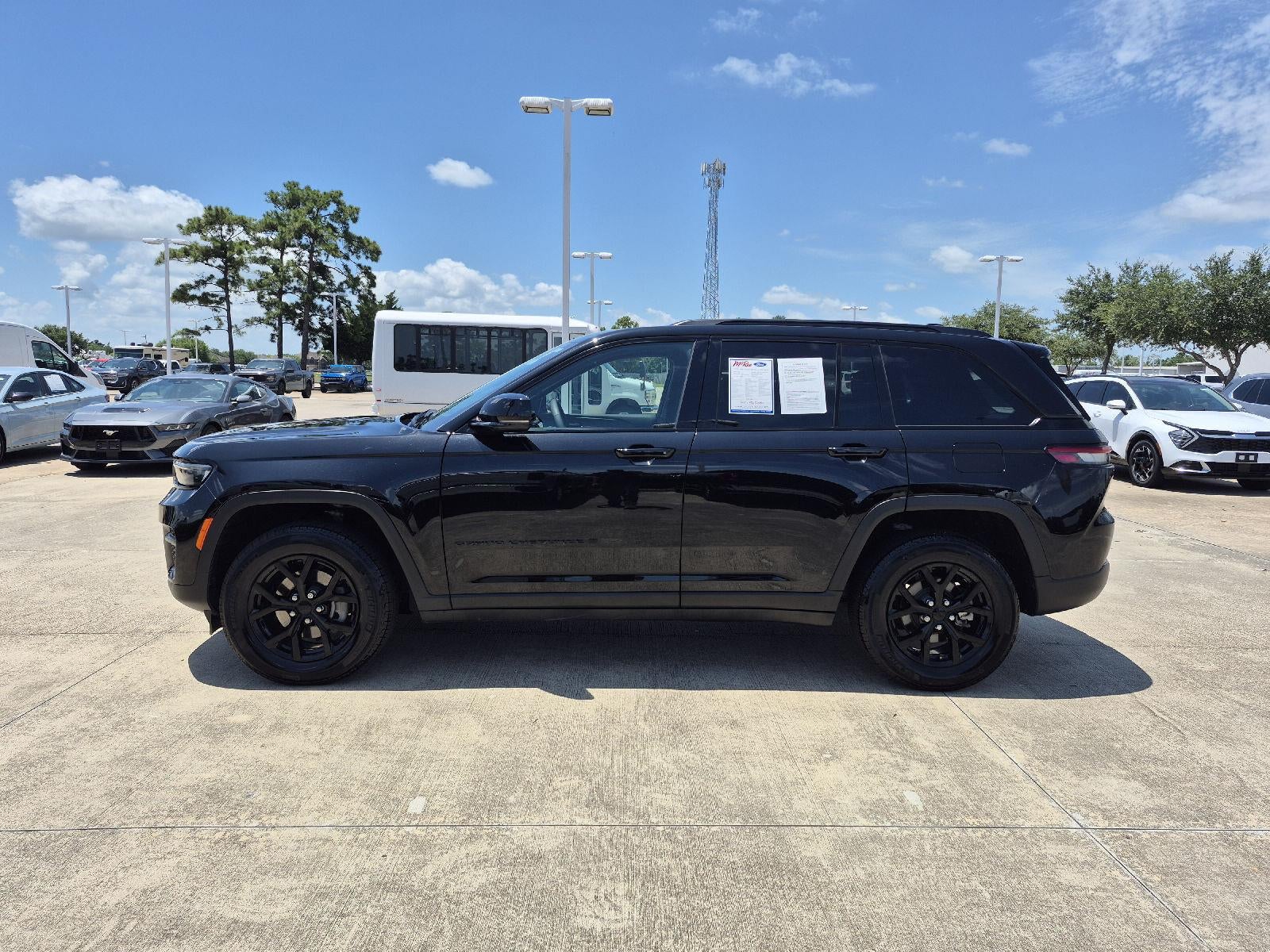 2025 Jeep Grand Cherokee Altitude X