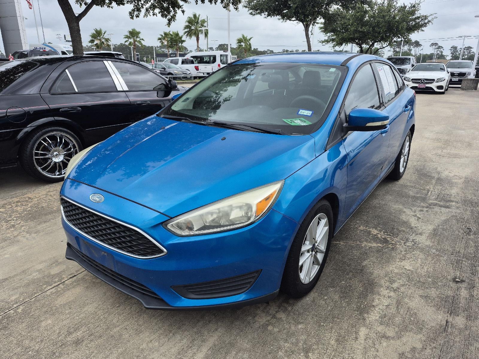 2015 Ford Focus Sedan SE's photo