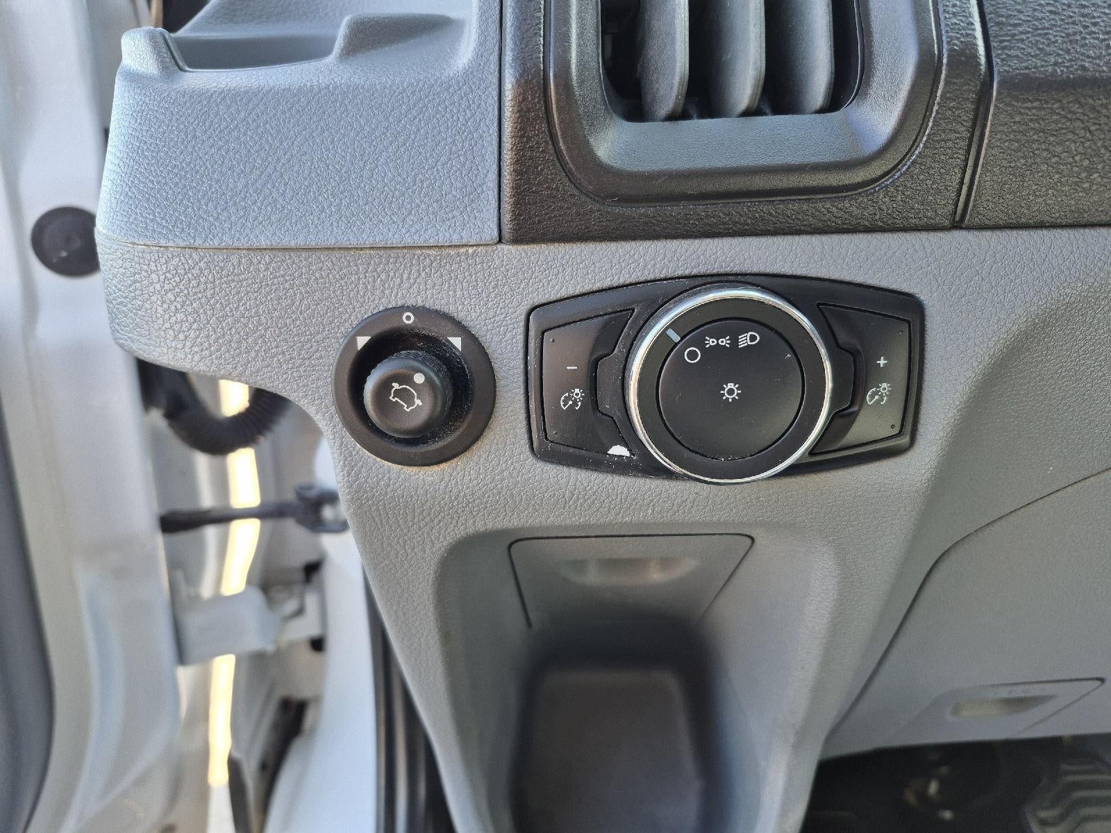 2019 Ford Transit Passenger Wagon XL