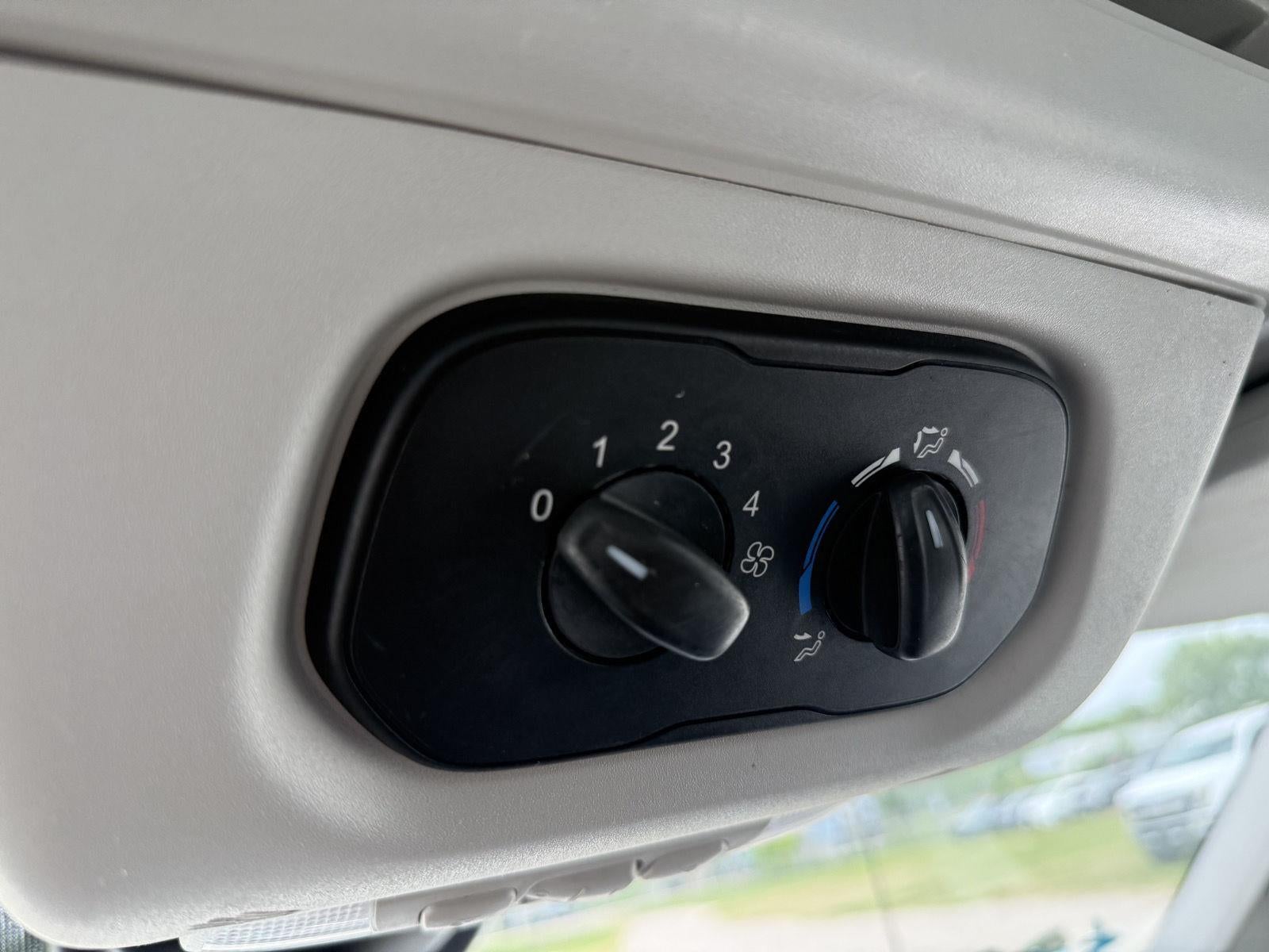 2019 Ford Transit Passenger Wagon XL