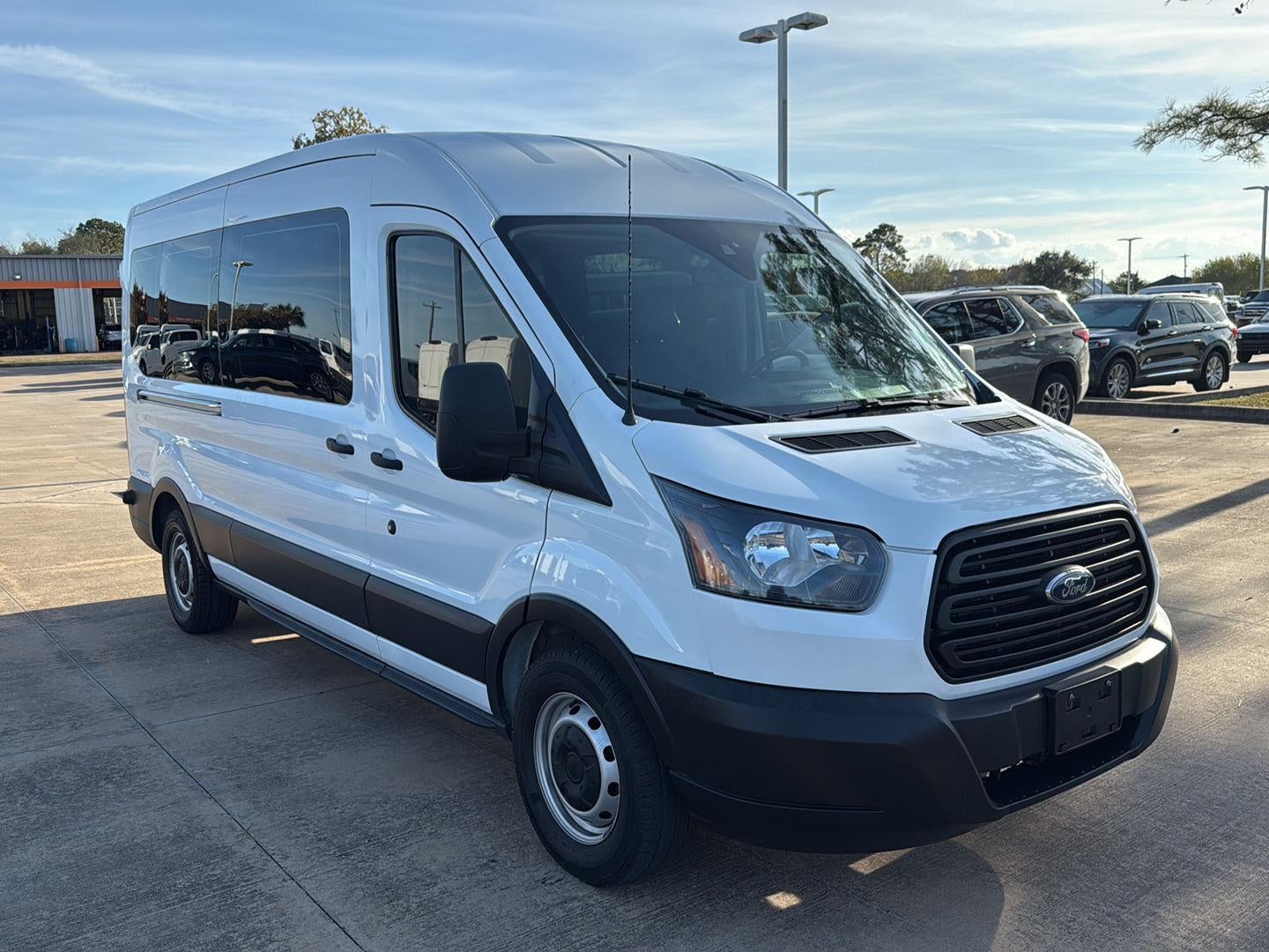 2019 Ford Transit Passenger Wagon XL