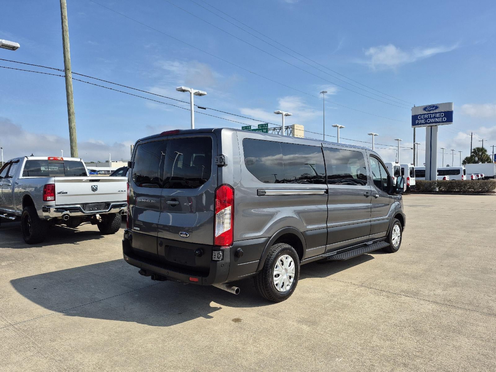 2024 Ford Transit 350 XLT