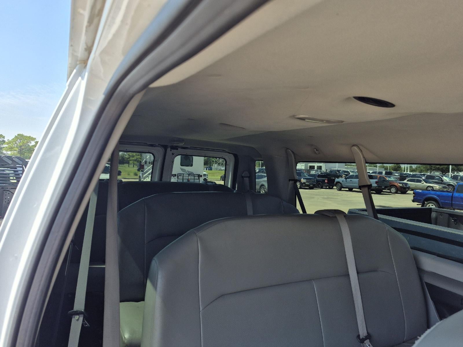 2009 Ford Econoline Wagon XLT