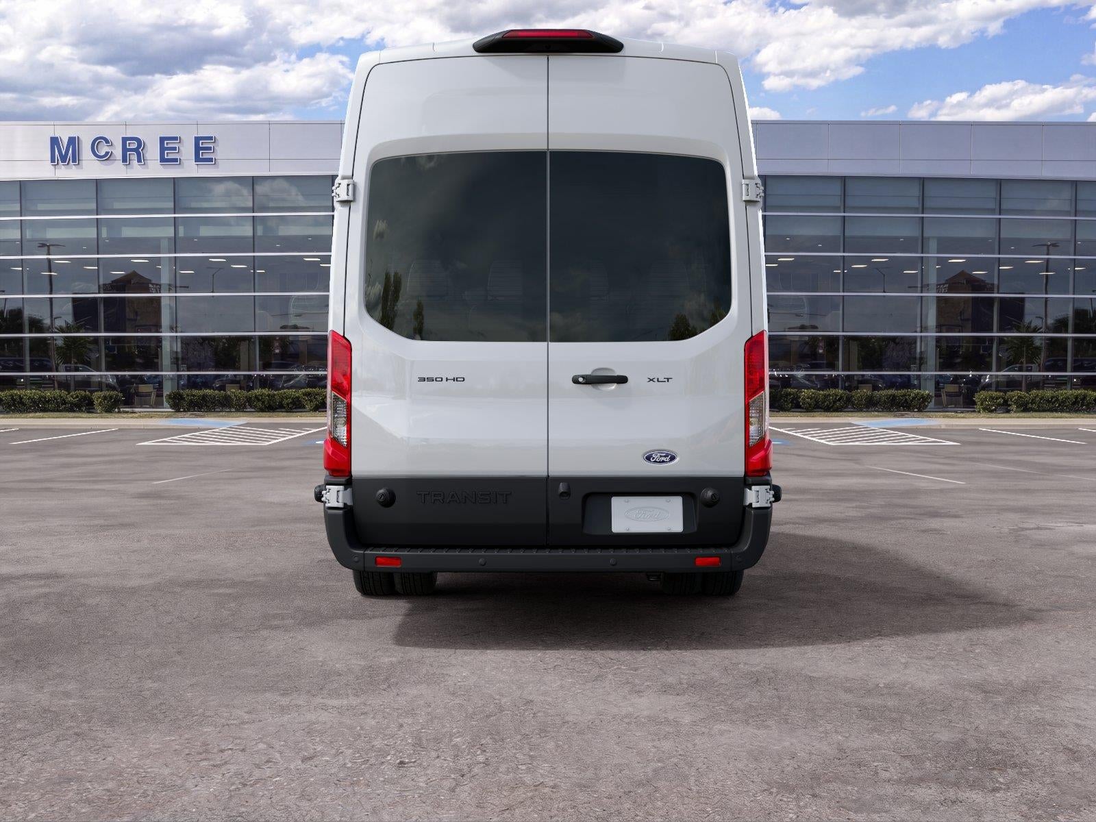2027 Ford Transit Passenger Wagon DRW 350 HD XLT