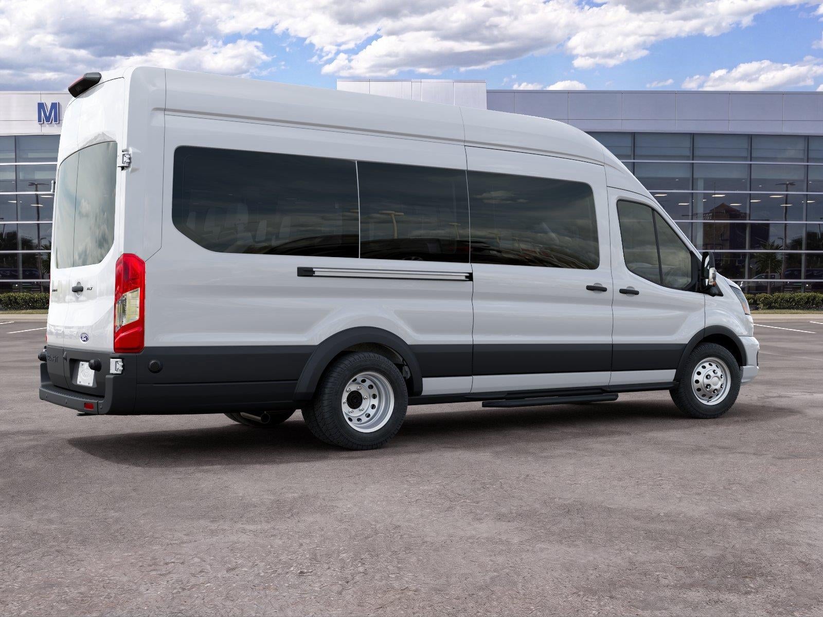 2027 Ford Transit Passenger Wagon DRW 350 HD XLT