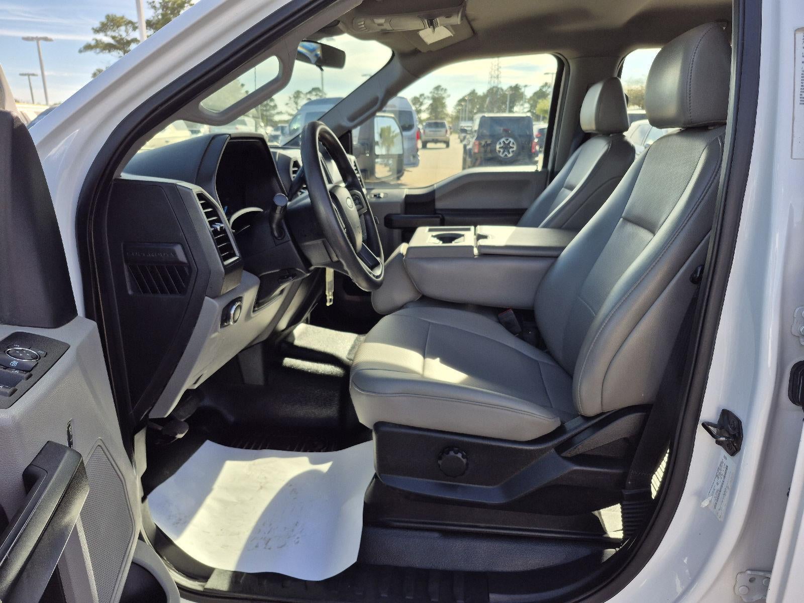 2020 Ford Super Duty F-350 DRW XL