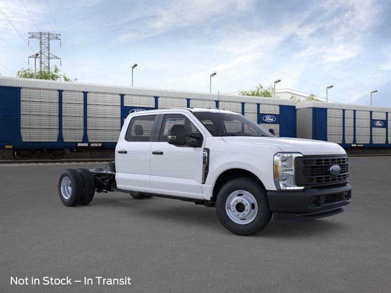 2026 Ford Super Duty F-350 DRW XL