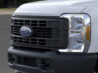 2026 Ford Super Duty F-350 DRW XL