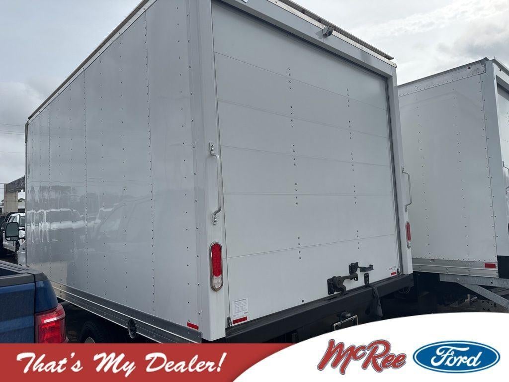 2024 Ford E-Series Cutaway WITH BOX E-350 SD DRW XL