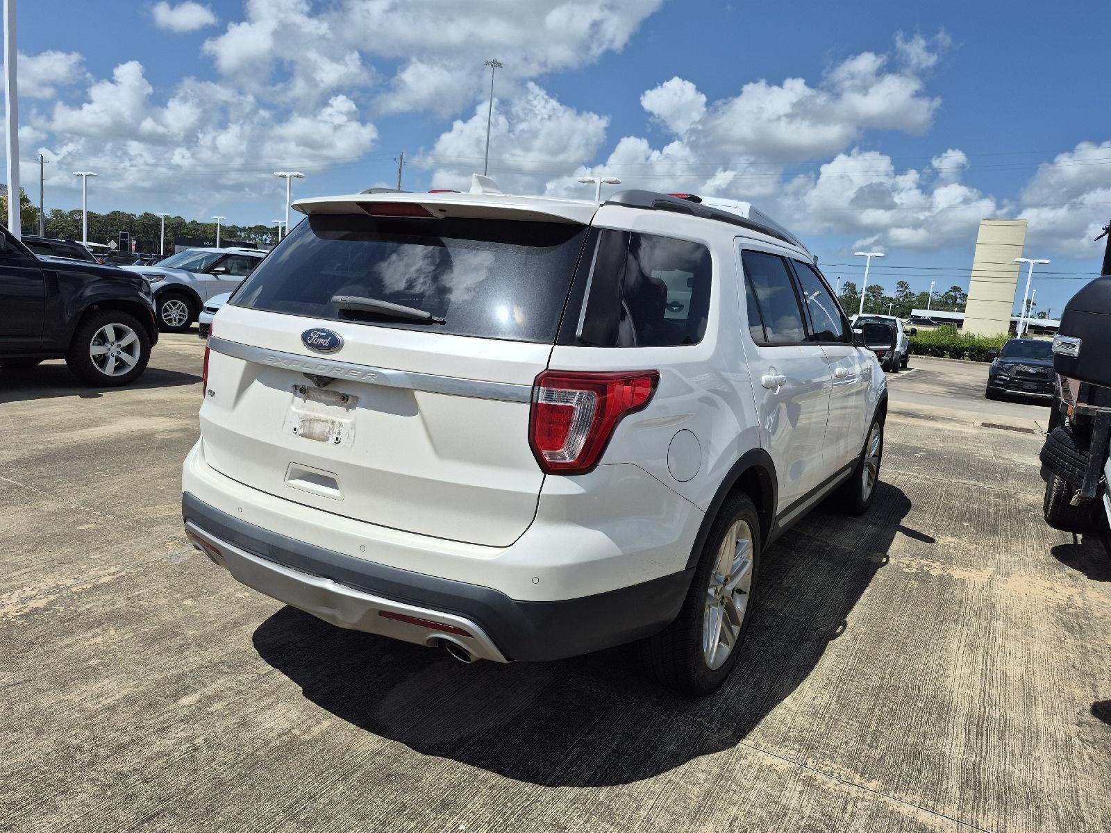2017 Ford Explorer XLT