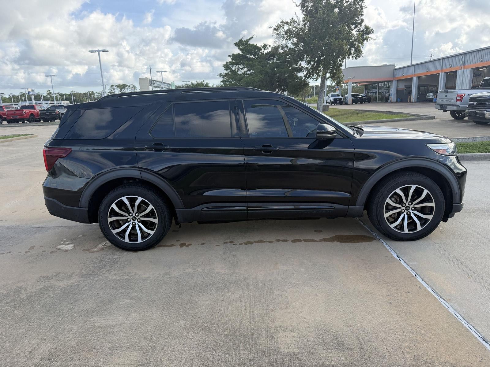 2020 Ford Explorer ST