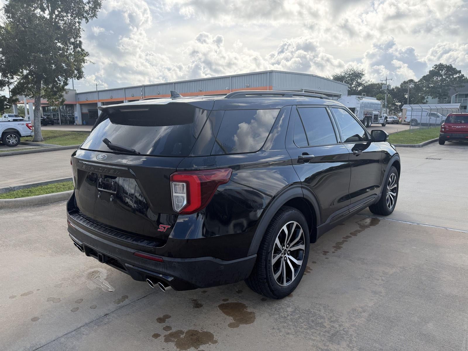 2020 Ford Explorer ST