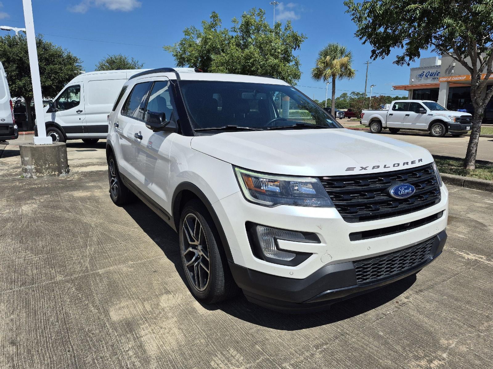 2017 Ford Explorer Sport