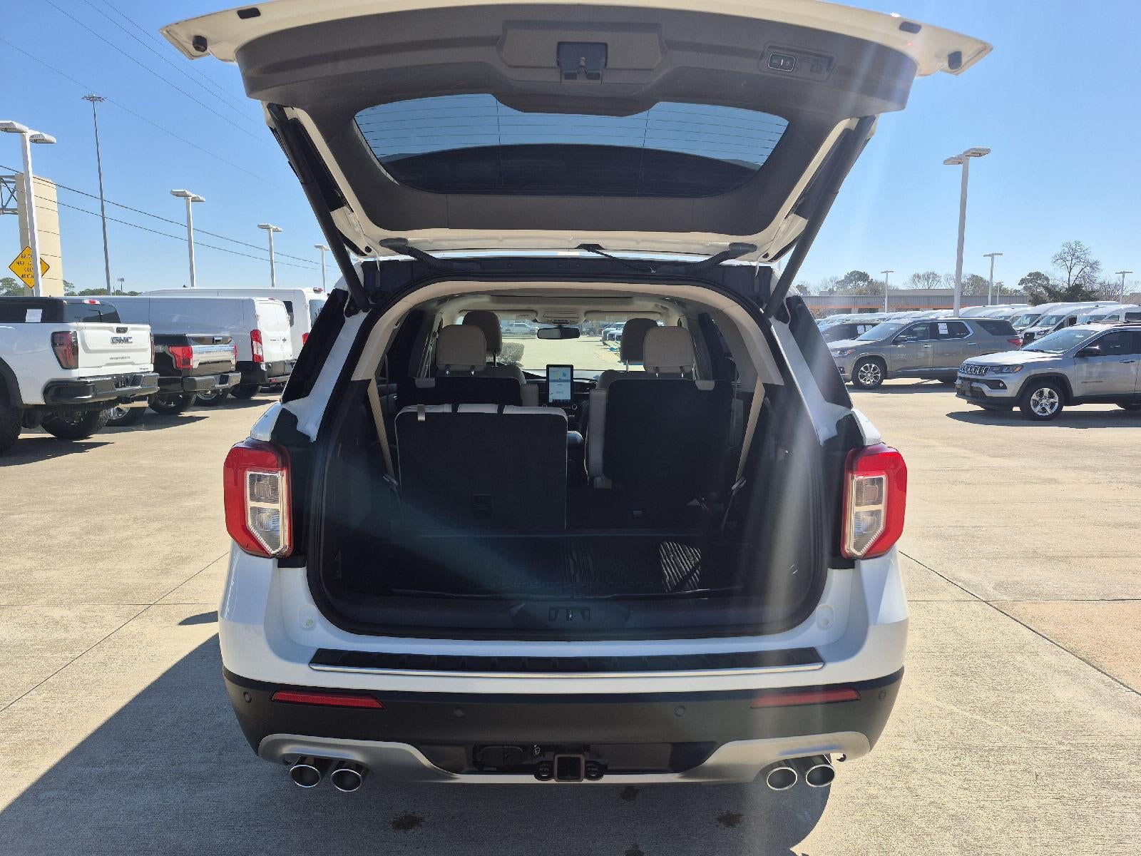 2021 Ford Explorer Platinum