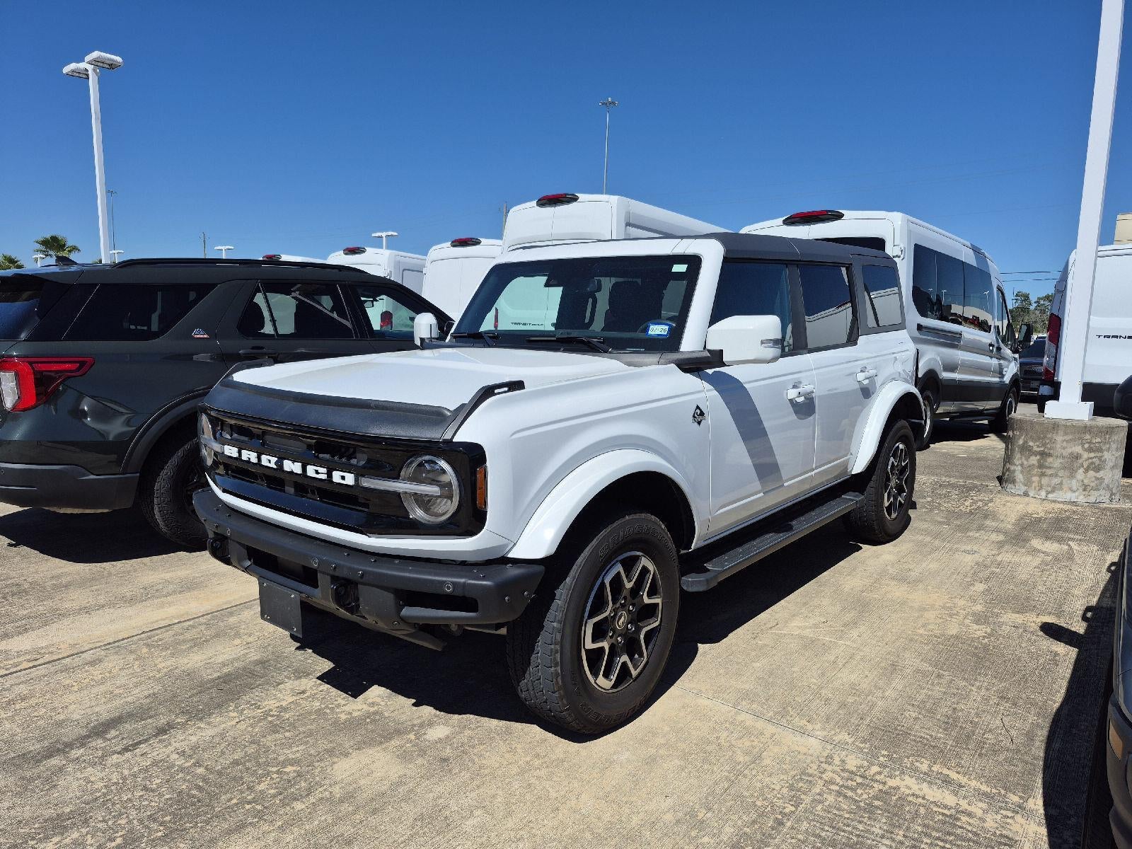 2024 Ford Bronco Outer Banks