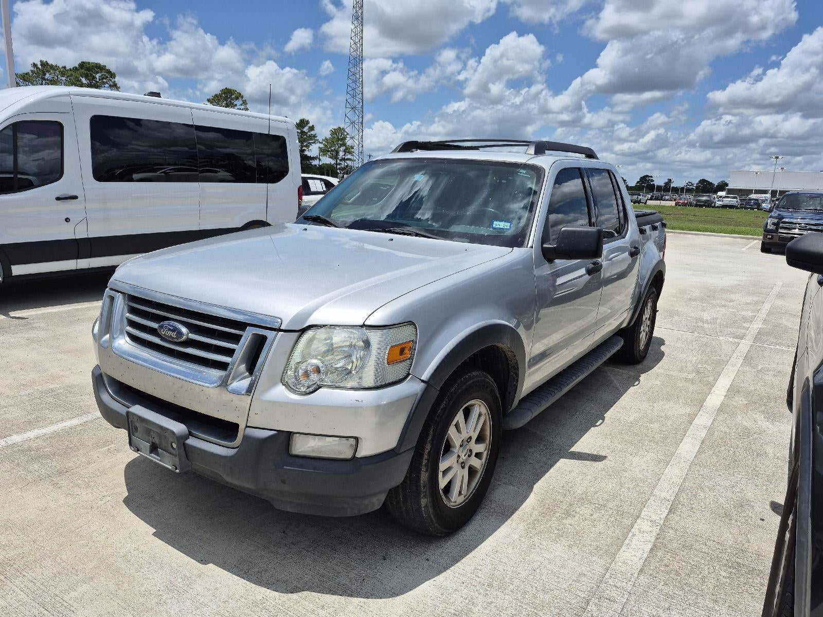 2010 Ford Explorer Sport Trac XLT
