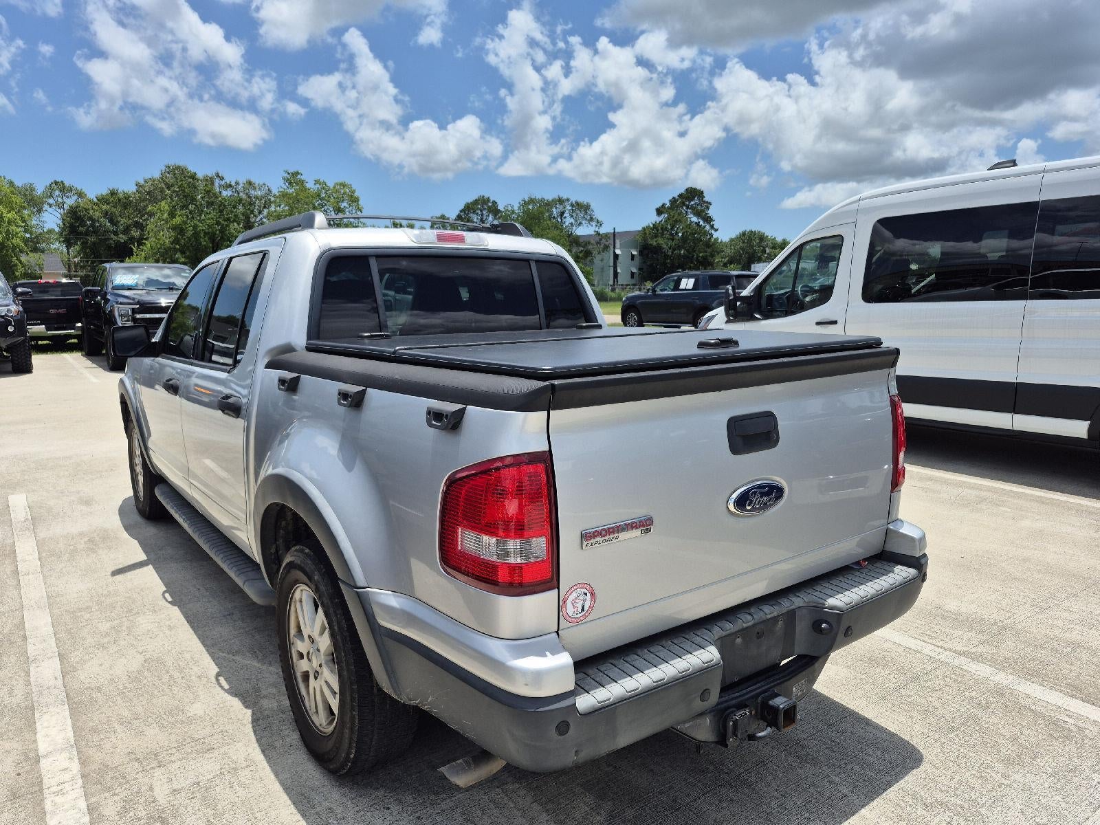 2010 Ford Explorer Sport Trac XLT