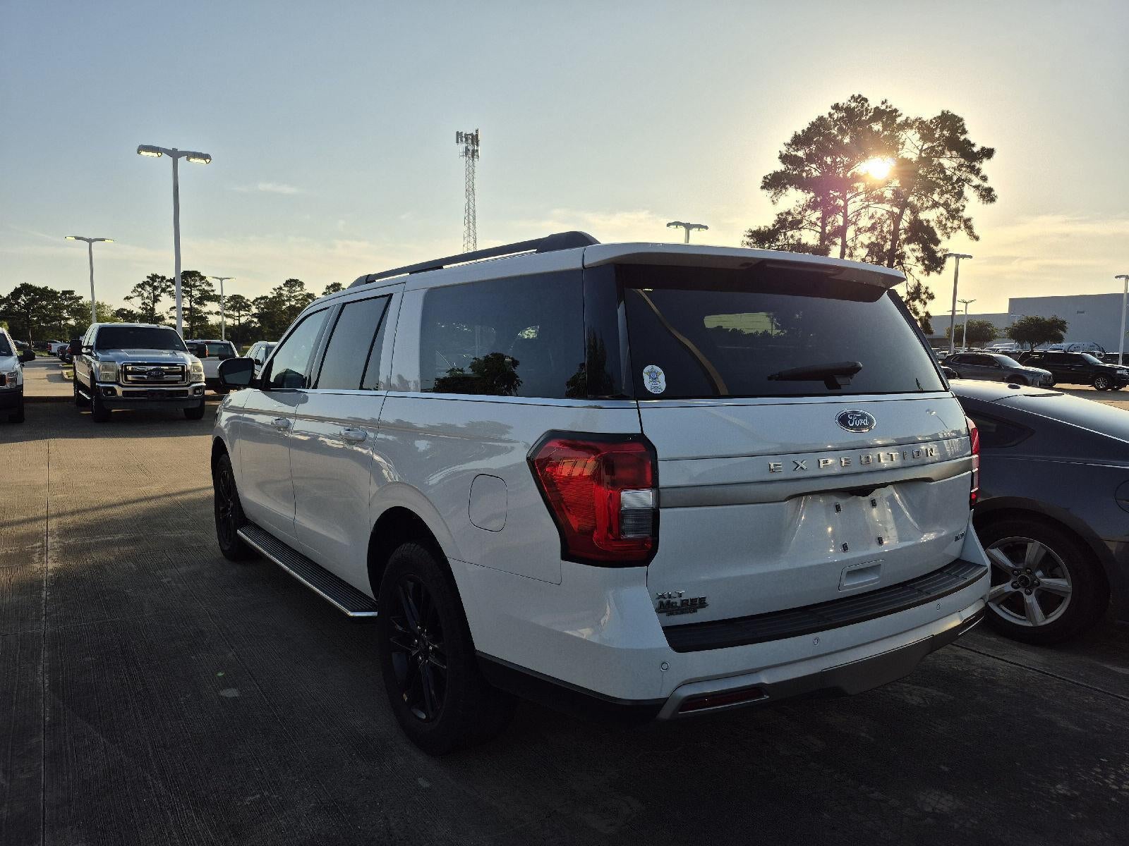 2023 Ford Expedition Max XLT