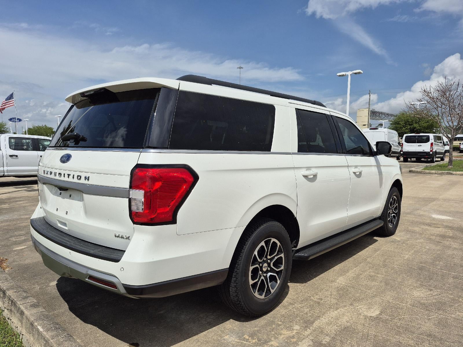 2024 Ford Expedition Max XLT
