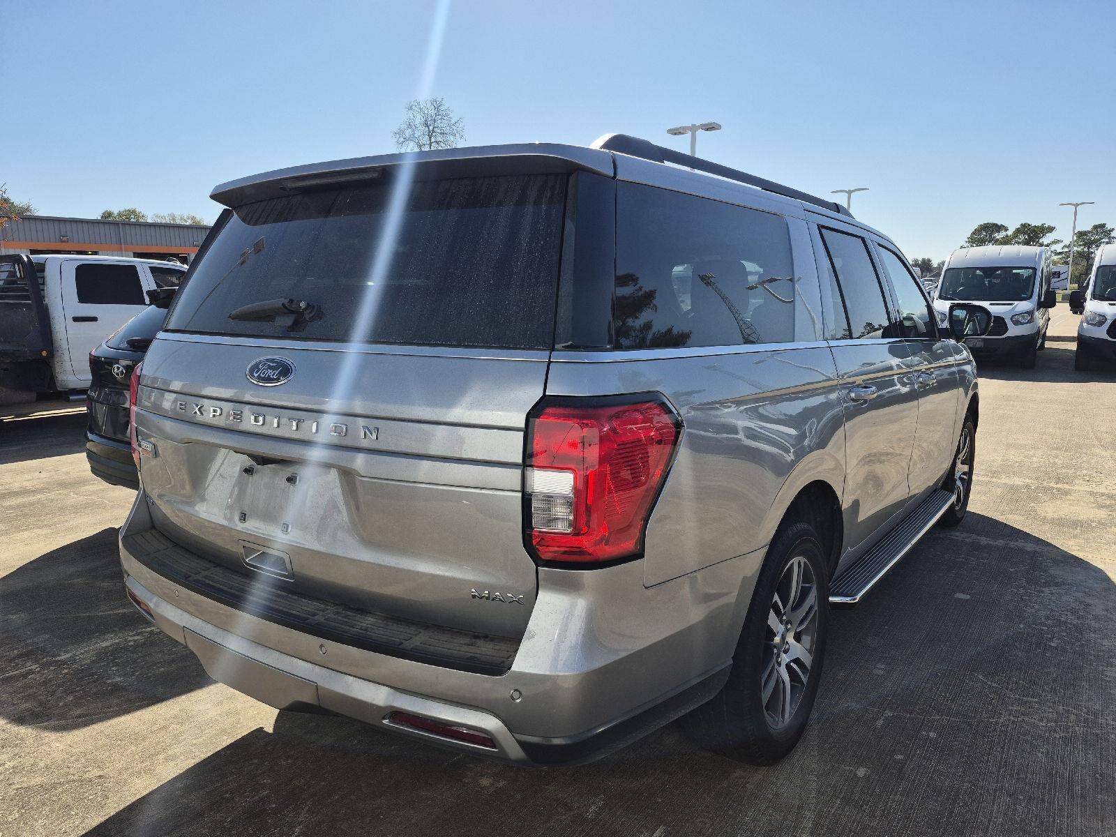 2022 Ford Expedition Max XLT