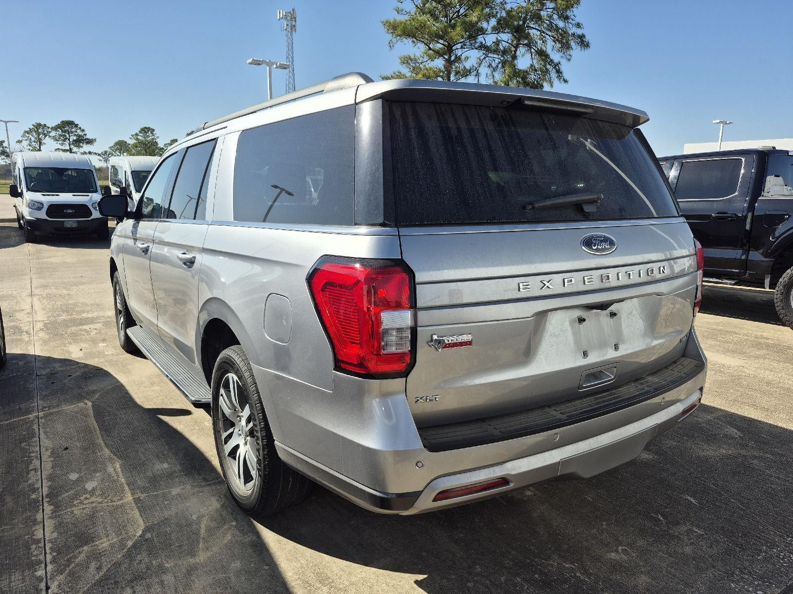 2022 Ford Expedition Max XLT