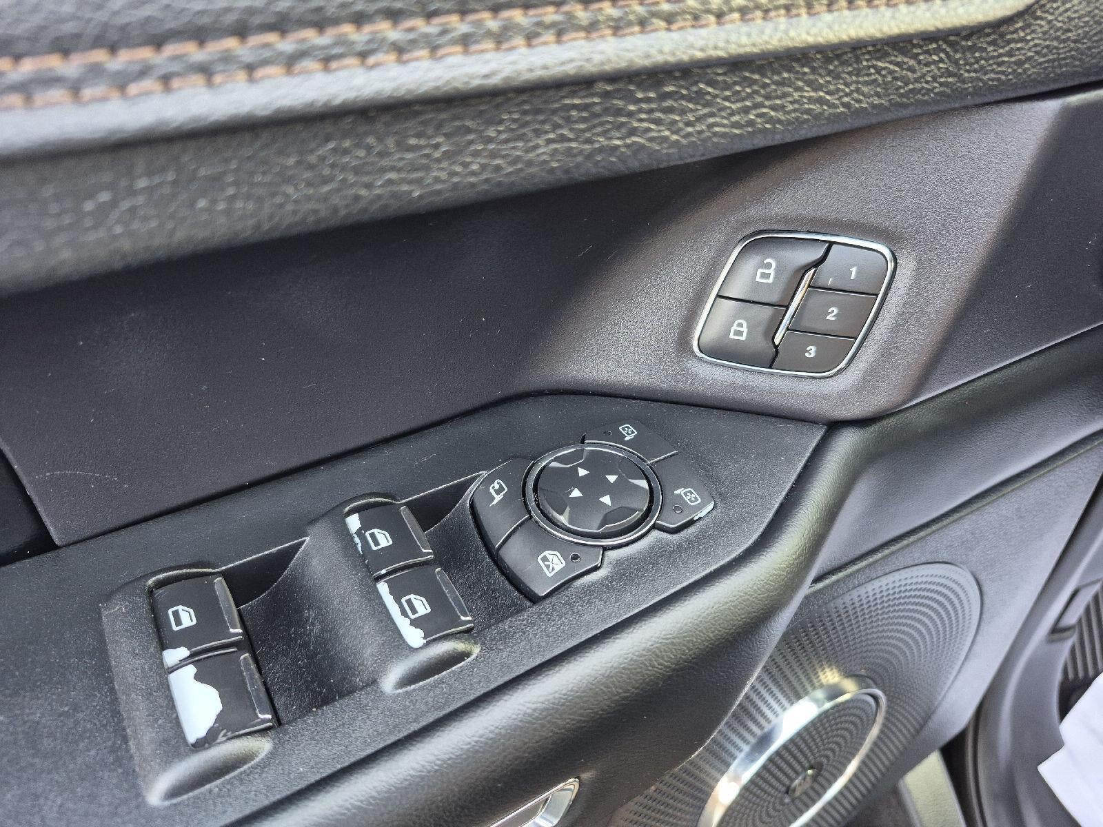 2018 Ford EXPEDITION MAX PLATIN