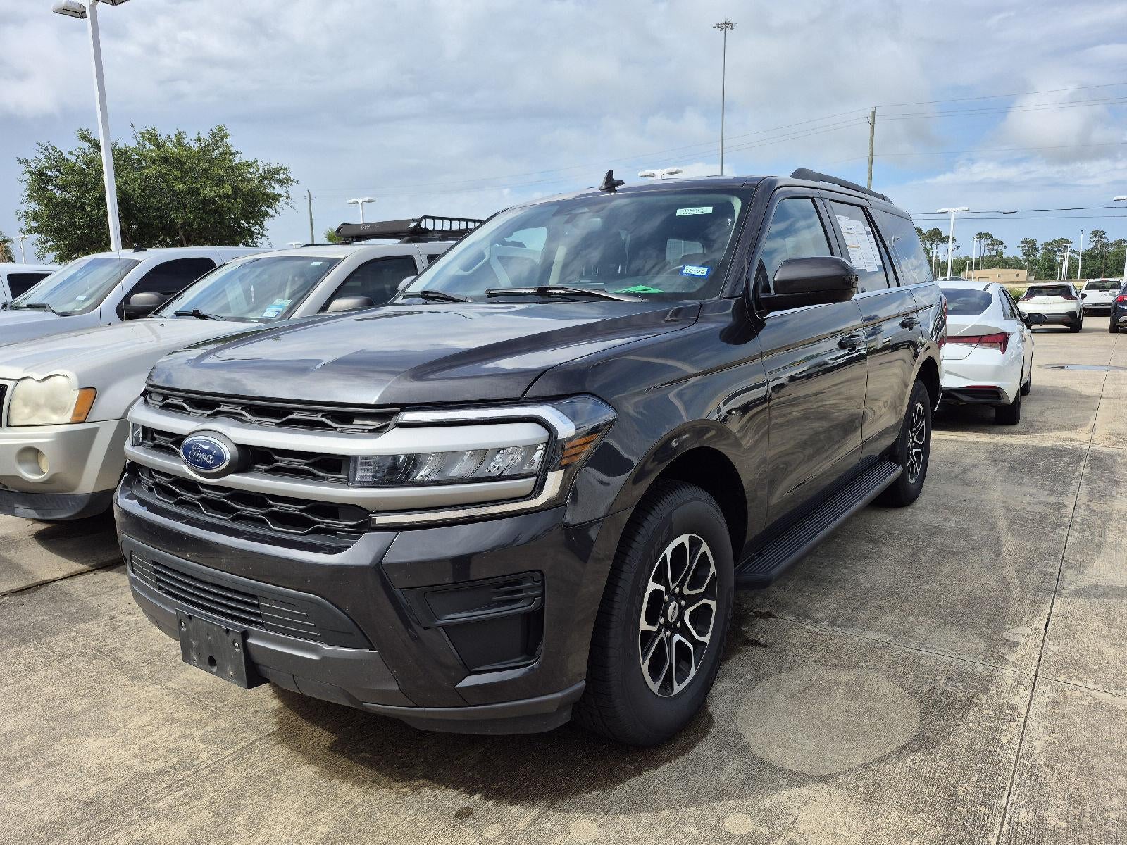 2024 Ford Expedition XLT