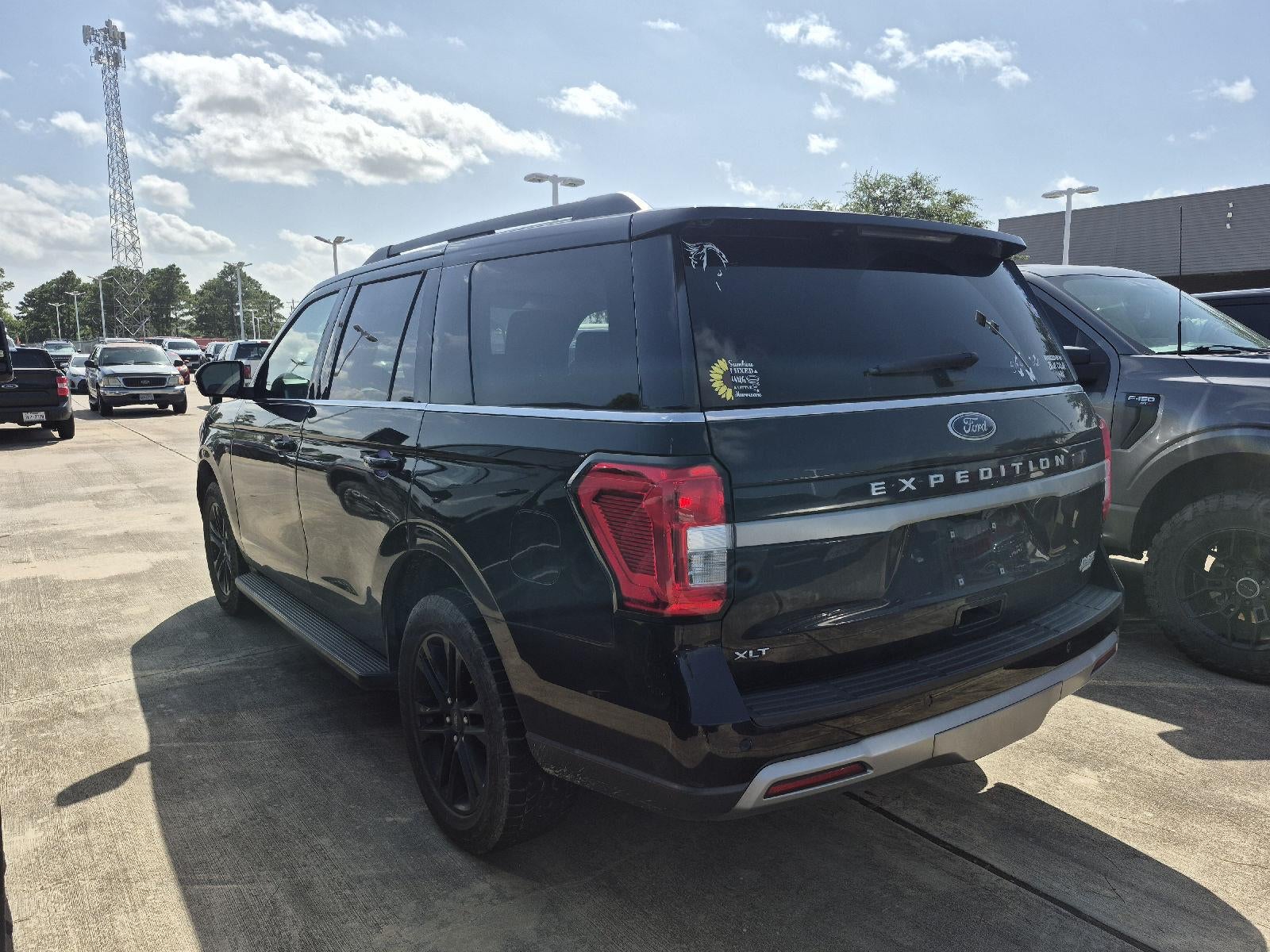 2024 Ford Expedition XLT