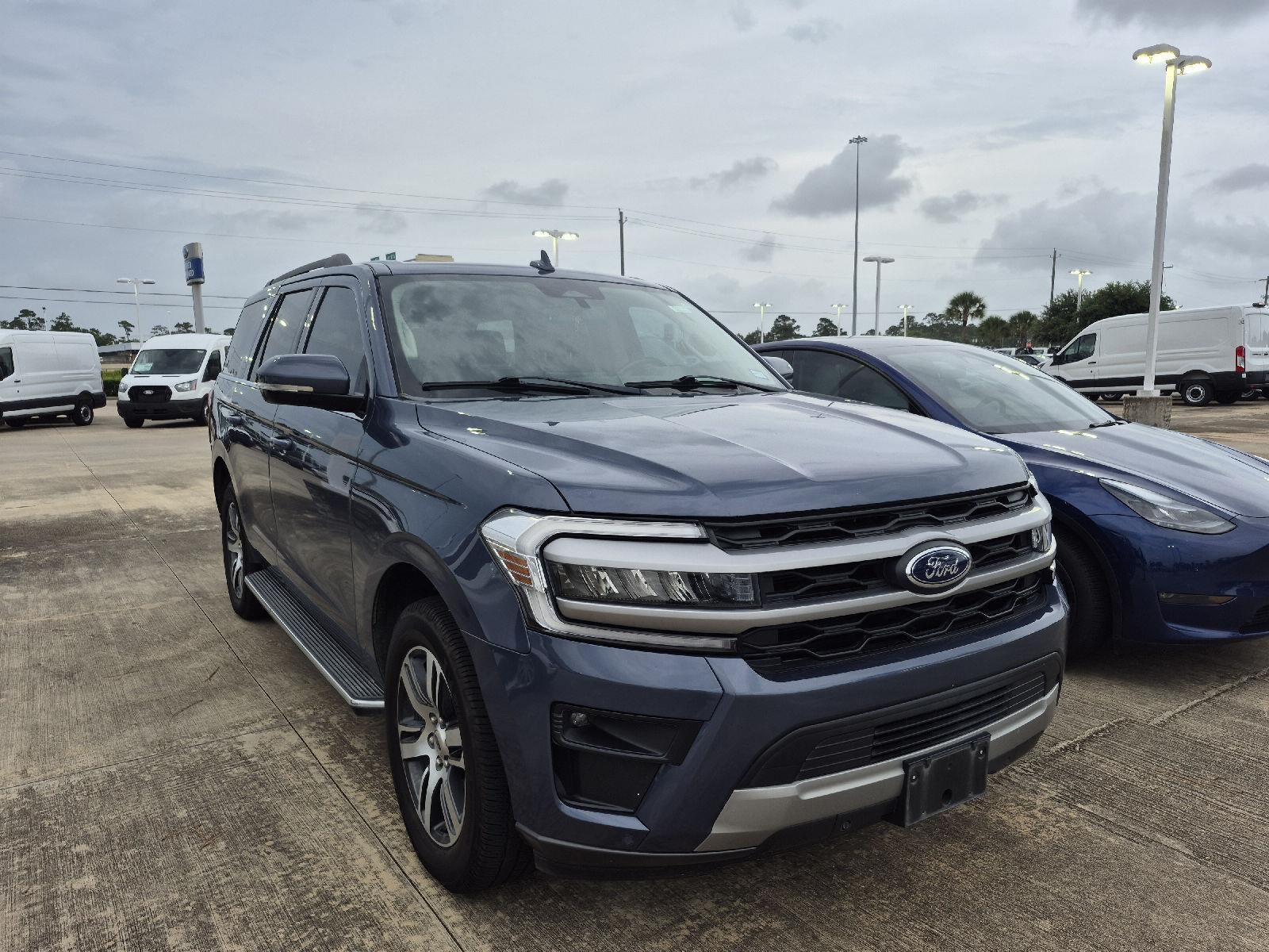 2022 Ford Expedition XLT