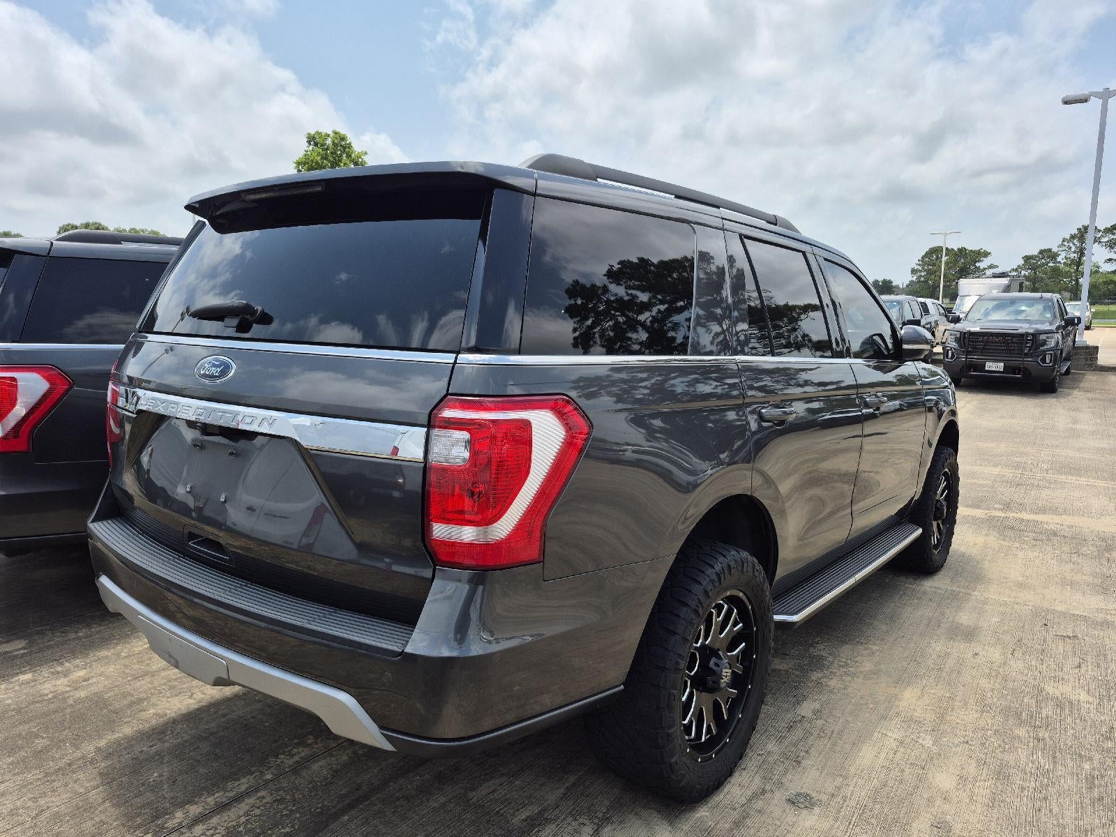 2020 Ford Expedition XLT