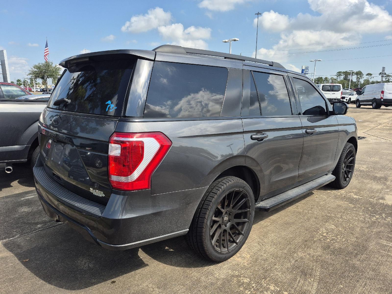 2021 Ford Expedition XLT