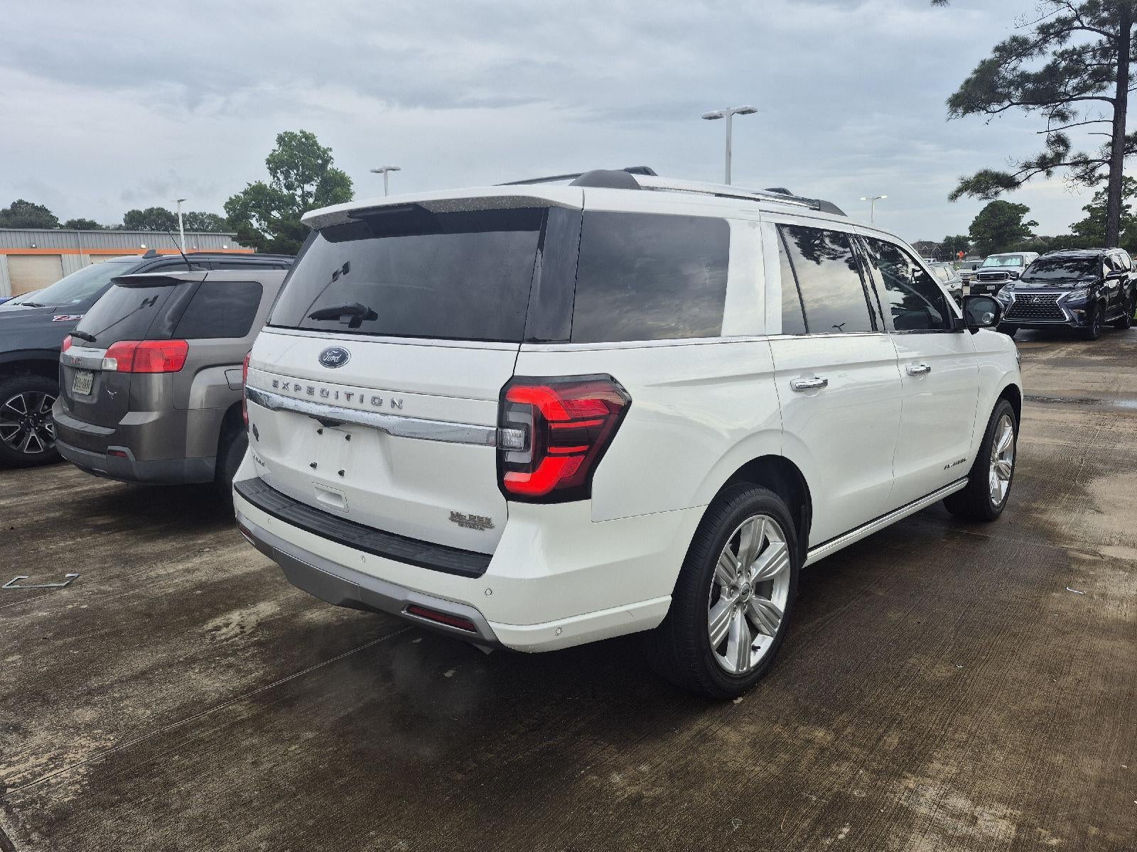 2024 Ford Expedition Platinum