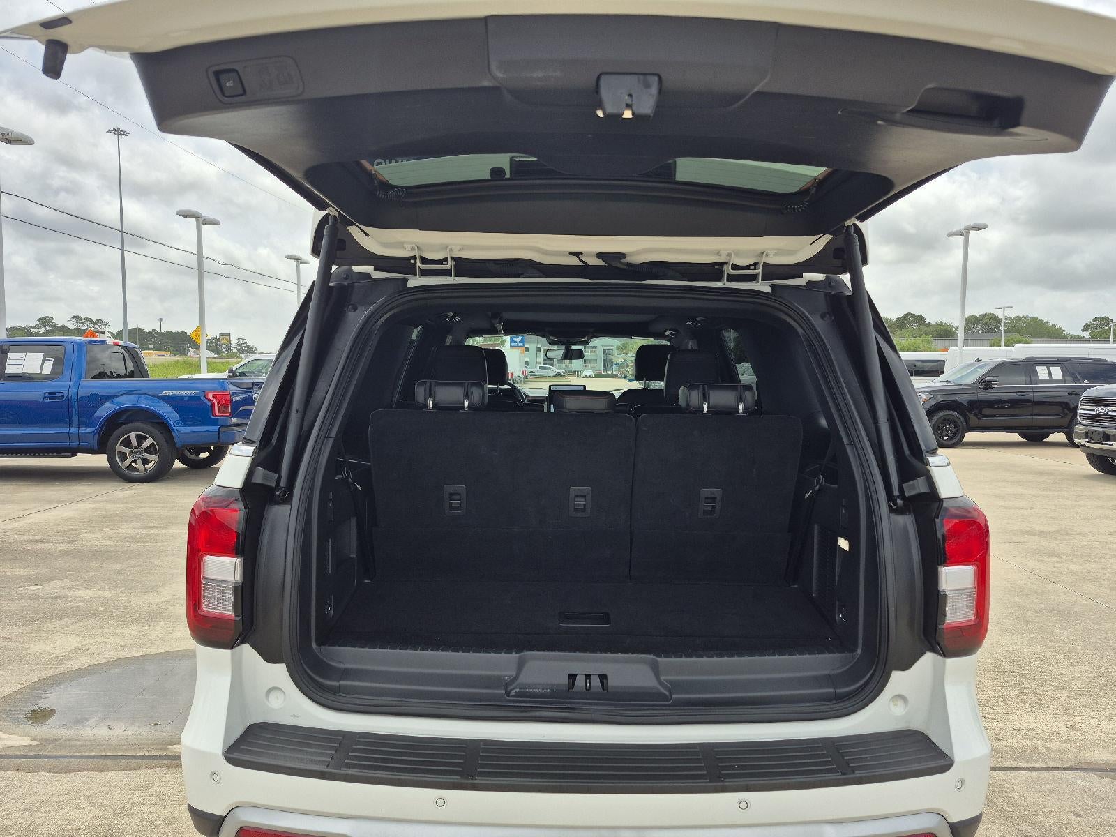 2023 Ford Expedition Timberline