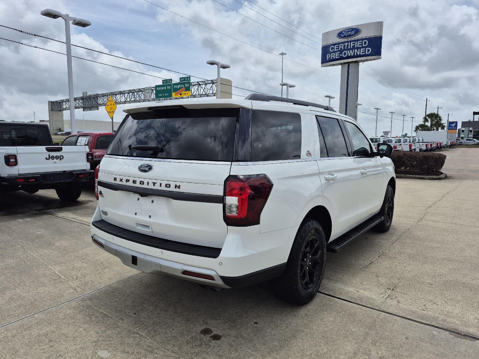 2023 Ford Expedition Timberline