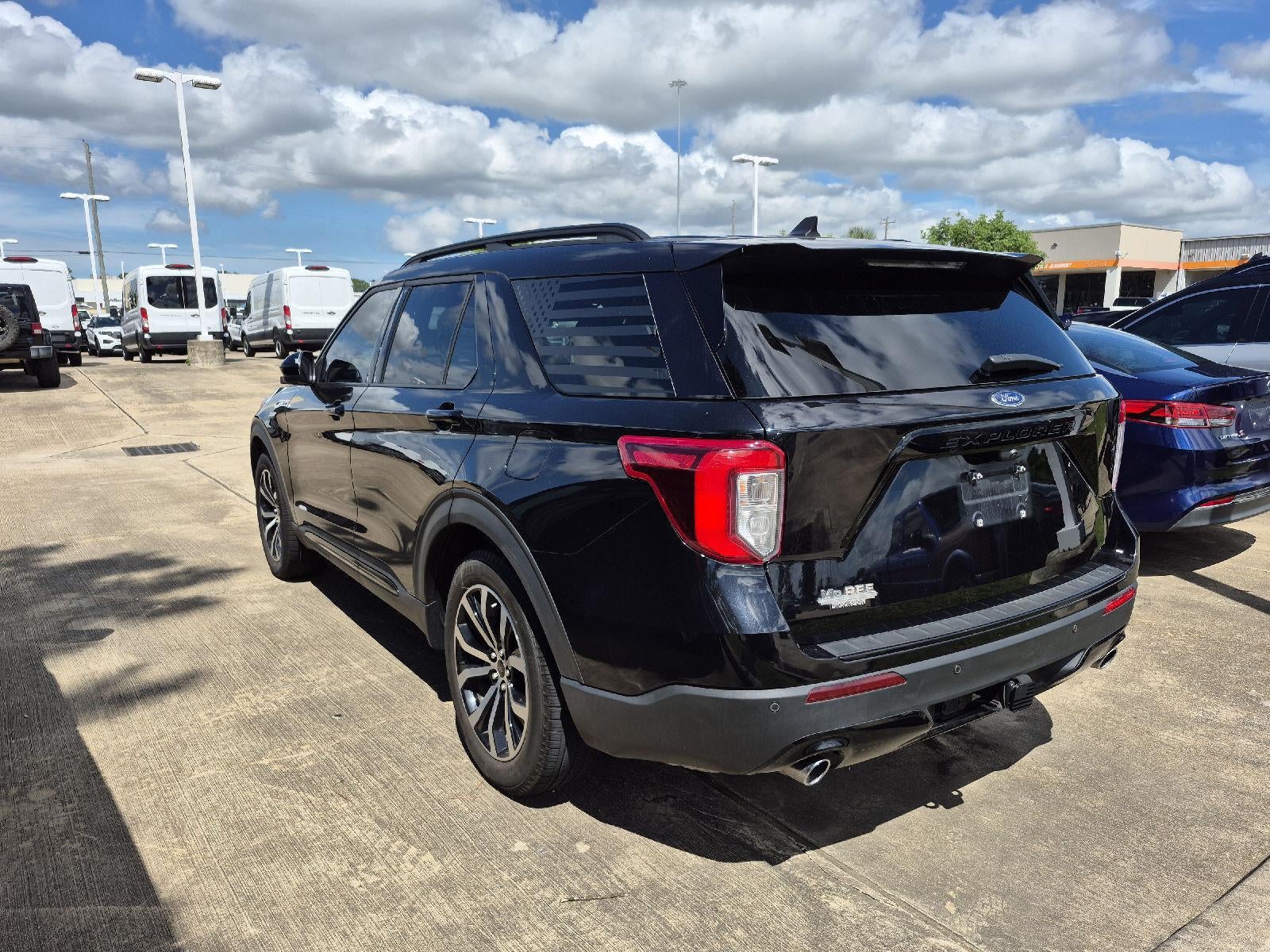 2023 Ford Explorer ST-Line