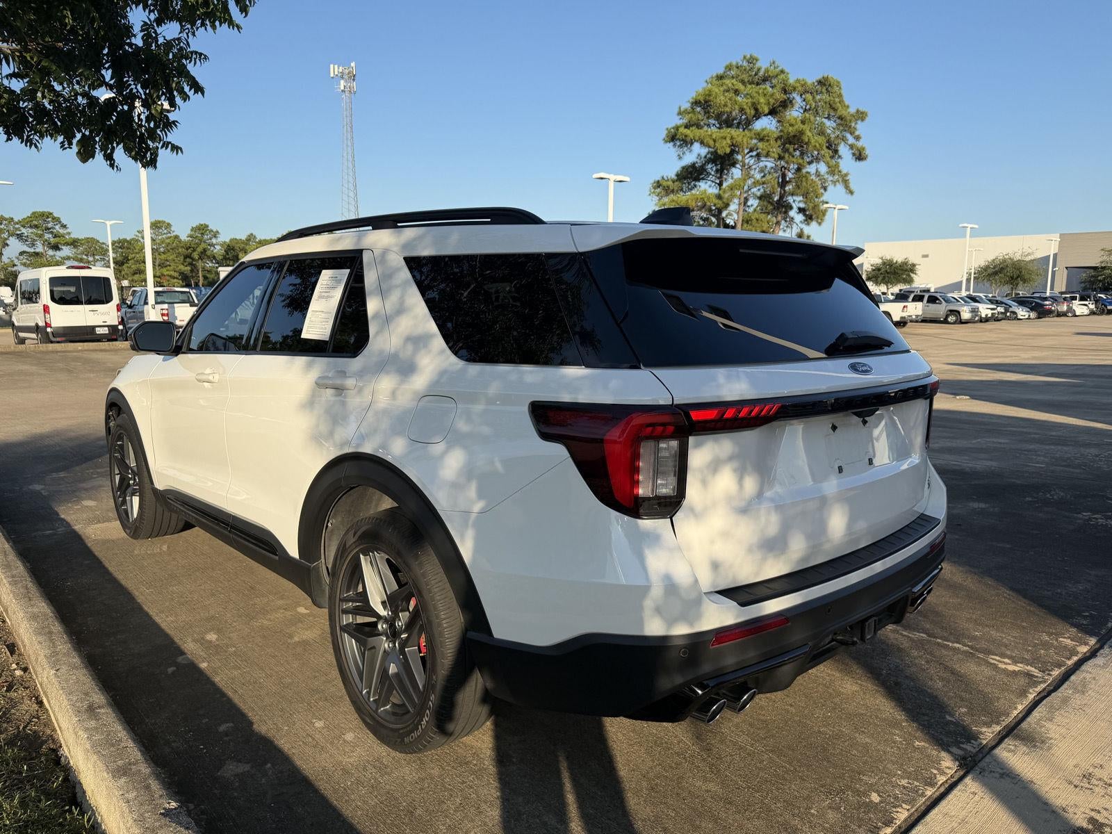 2025 Ford Explorer ST