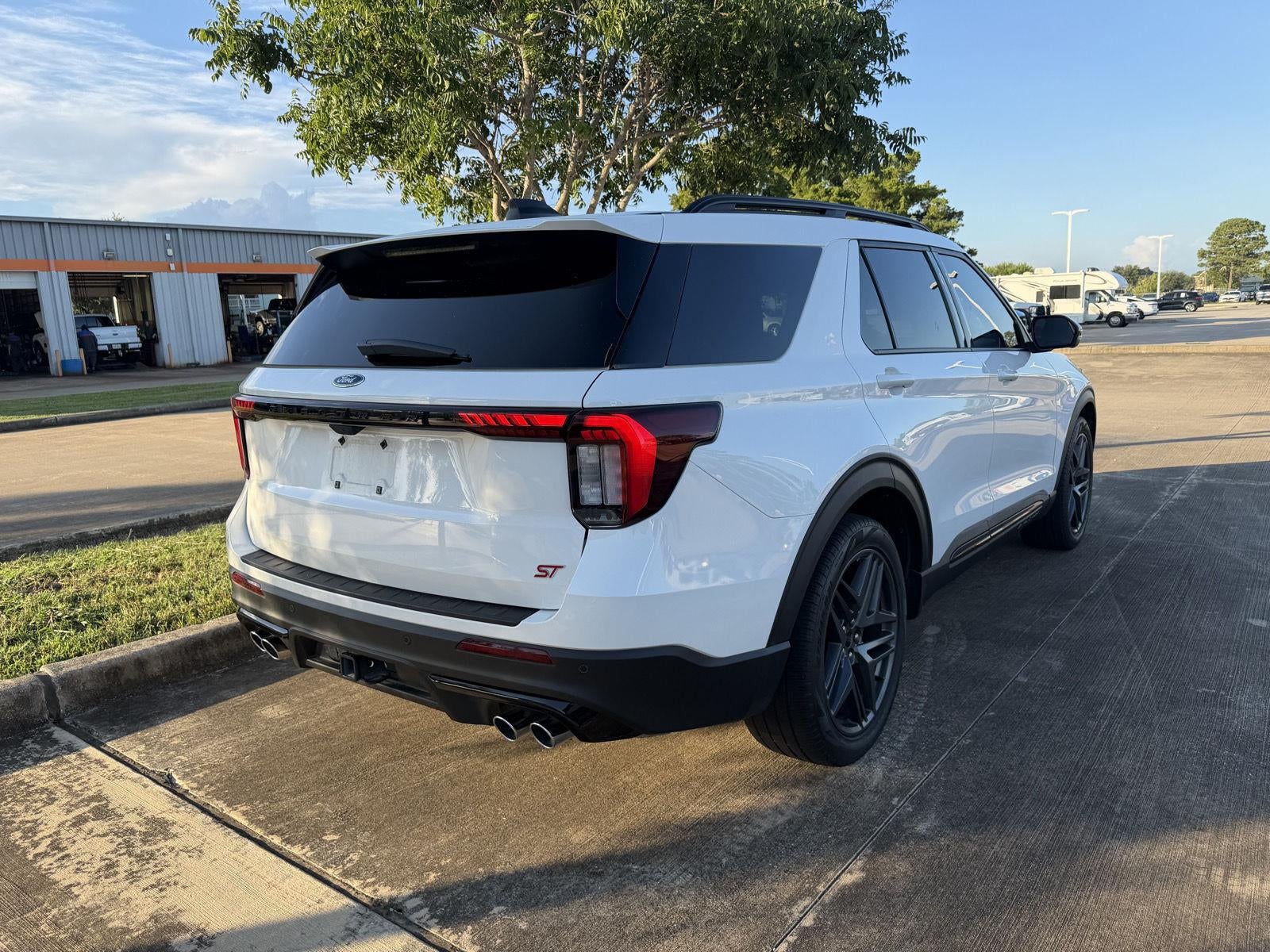 2025 Ford Explorer ST