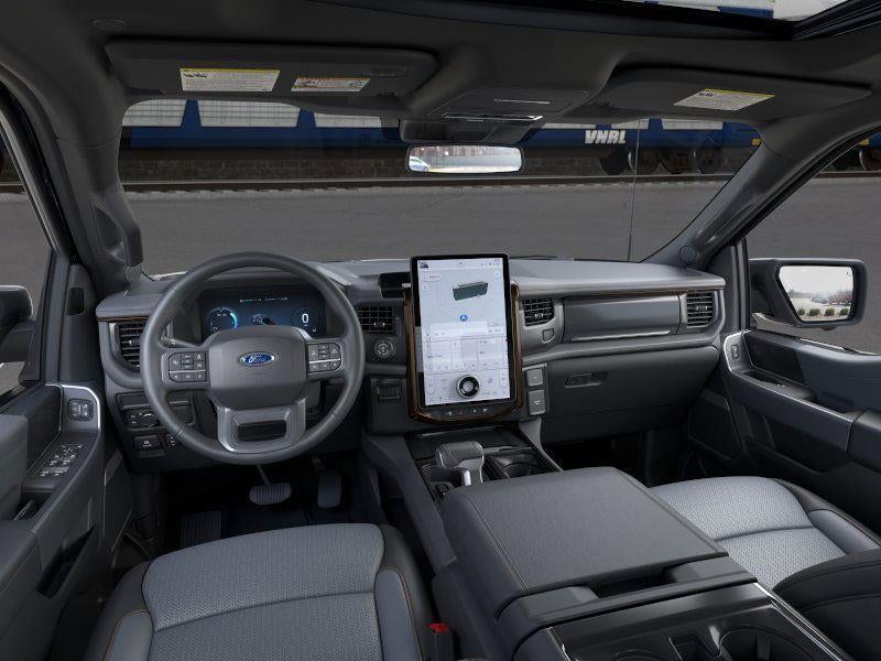 2025 Ford F-150 Lightning LARIAT