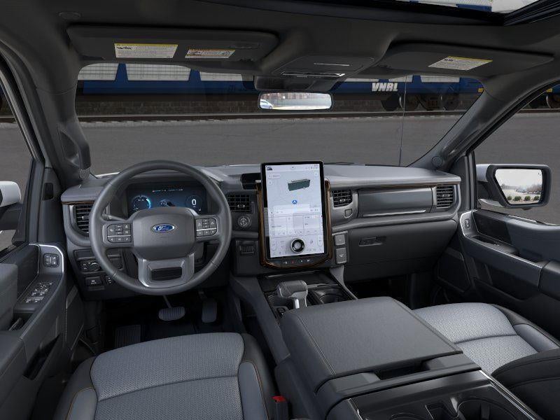 2025 Ford F-150 Lightning LARIAT