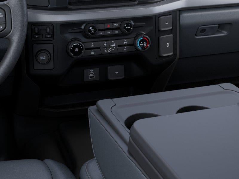 2027 Ford Super Duty F-250 SRW XL